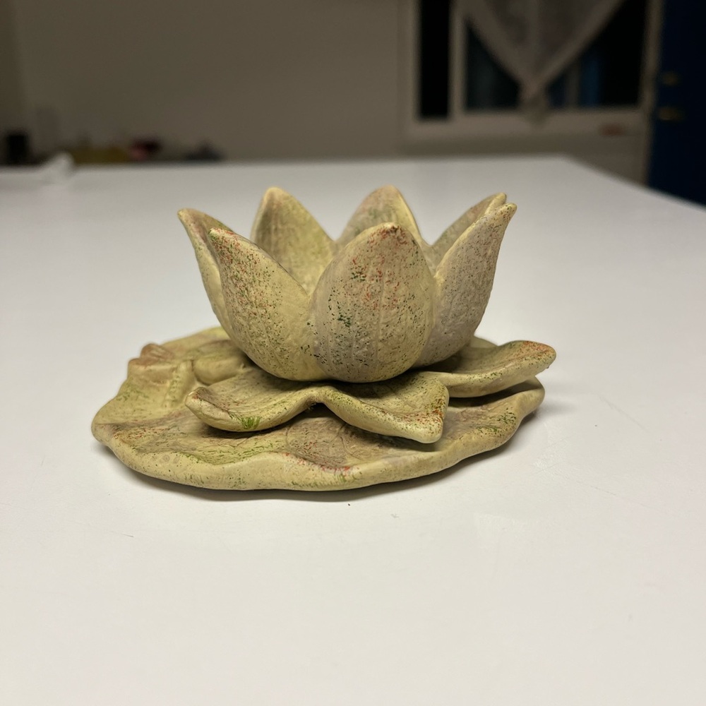 Yankee Candle Lily Pad Dragonfly Candle Holder